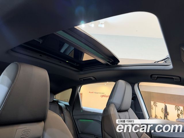 Audi Q4 e-tron 2026 — photo 17