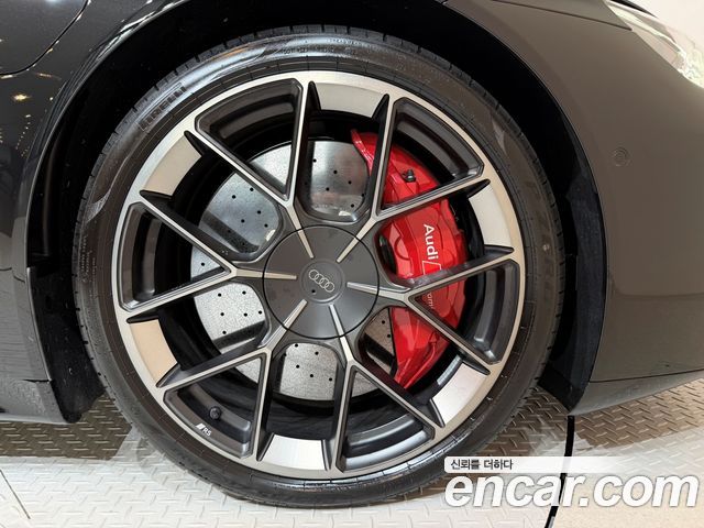 Audi RS e-tron GT 2025 — photo 5