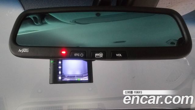 Kia K7 2018 — photo 14