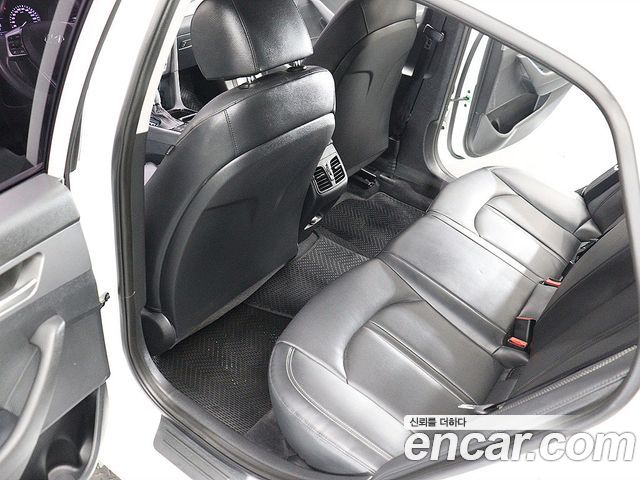 Hyundai Sonata 2019 — photo 19