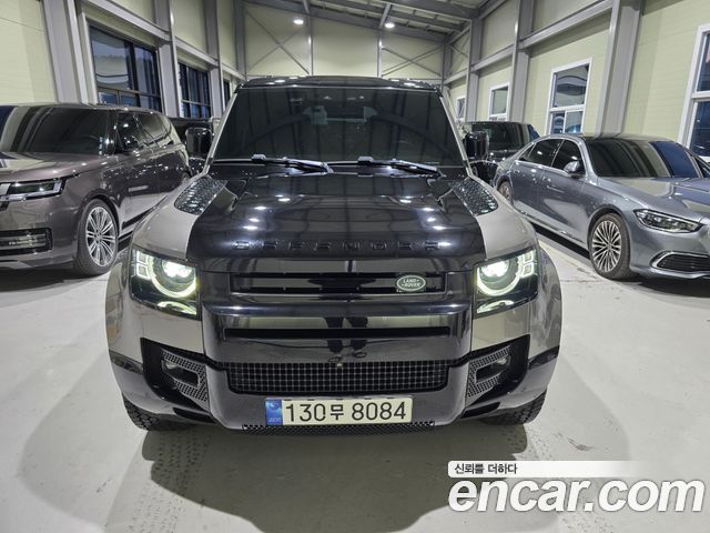 Land Rover Defender 2023 — photo 3