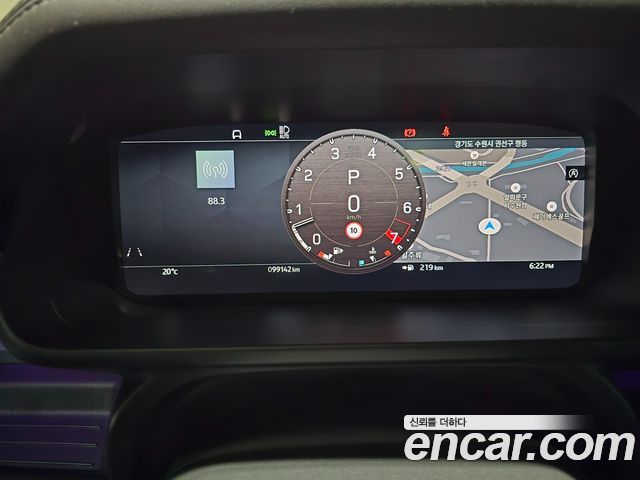 Land Rover Defender 2023 — photo 5