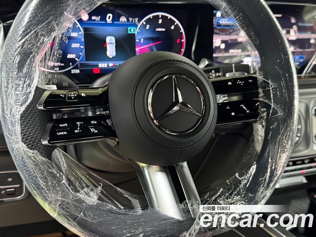 Mercedes-Benz G-Class 2026 — photo 10