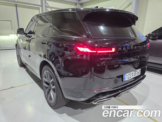 Land Rover Range Rover Sport 2025 — photo 2