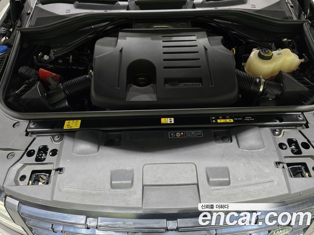 Land Rover Range Rover Sport 2025 — photo 16