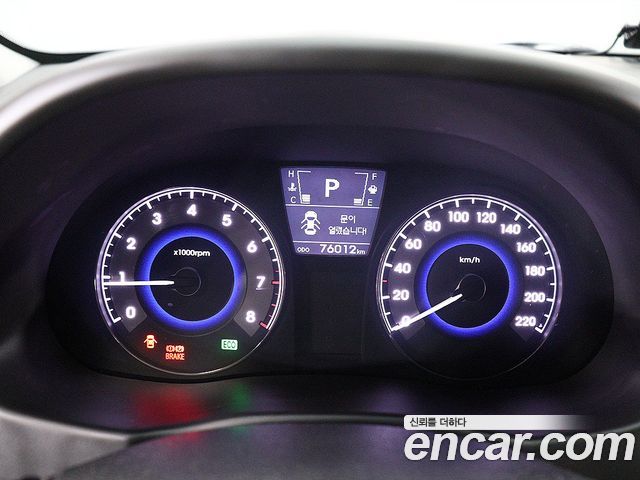 Hyundai Accent 2011 — photo 6