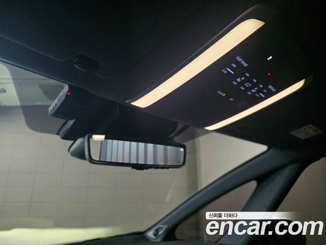 Toyota Alphard 2025 — photo 15