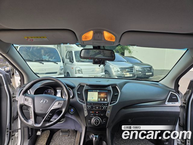 Hyundai Santafe 2016 — photo 6