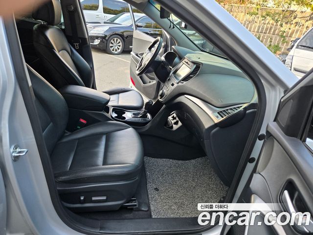 Hyundai Santafe 2016 — photo 8
