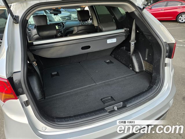 Hyundai Santafe 2016 — photo 13