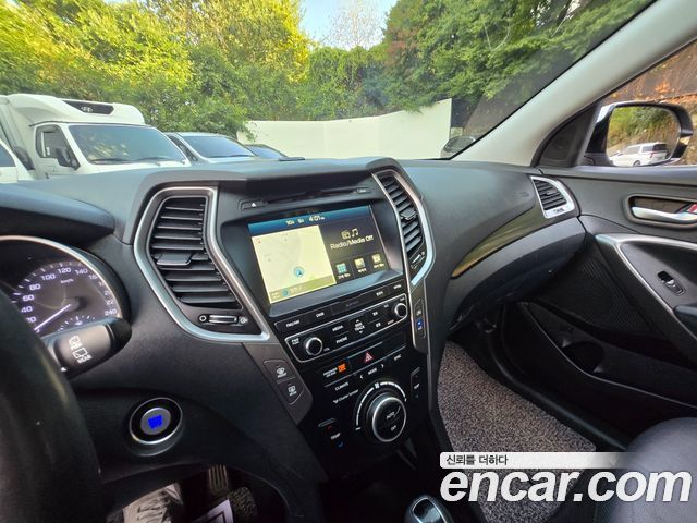 Hyundai Santafe 2016 — photo 14