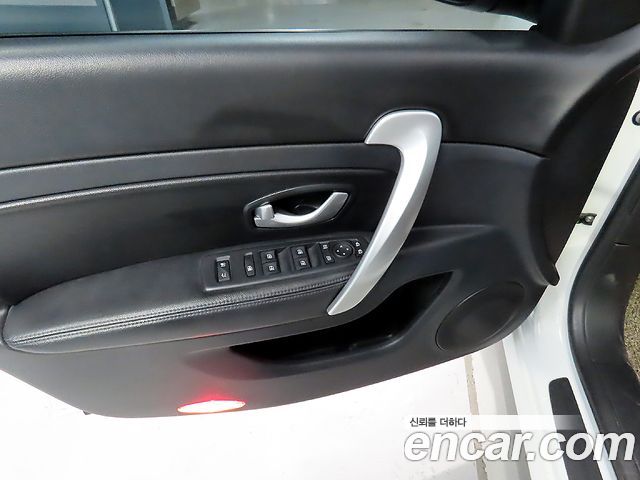 Renault Korea SM5  2016 — photo 12
