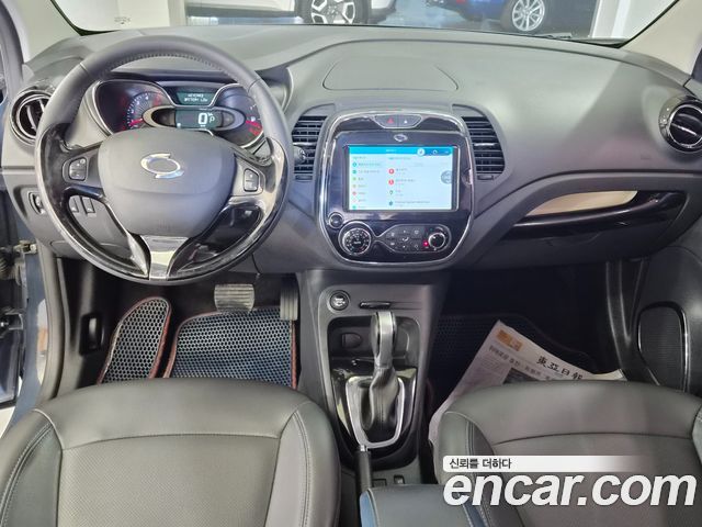 Renault Korea QM3 2017 — photo 7