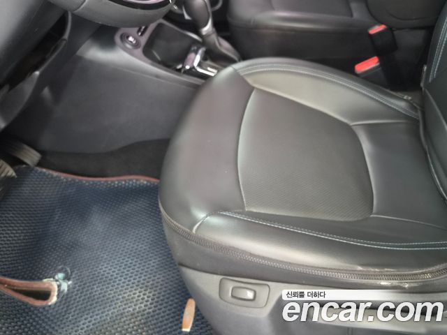 Renault Korea QM3 2017 — photo 19