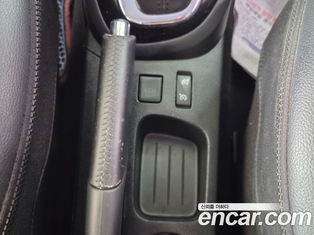Renault Korea QM3 2017 — photo 20