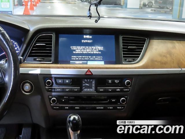 Hyundai Genesis 2015 — photo 11