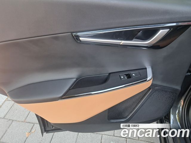 Kia EV6 2022 — photo 13