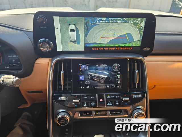 Lexus LX 2025 — photo 14