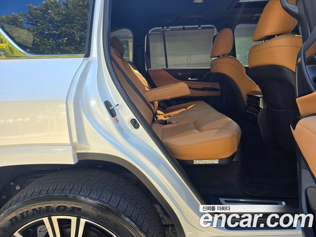 Lexus LX 2025 — photo 18