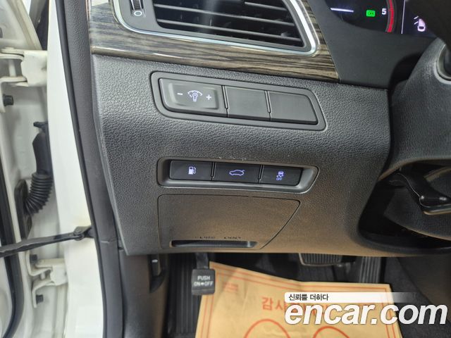 Hyundai Sonata 2016 — photo 12