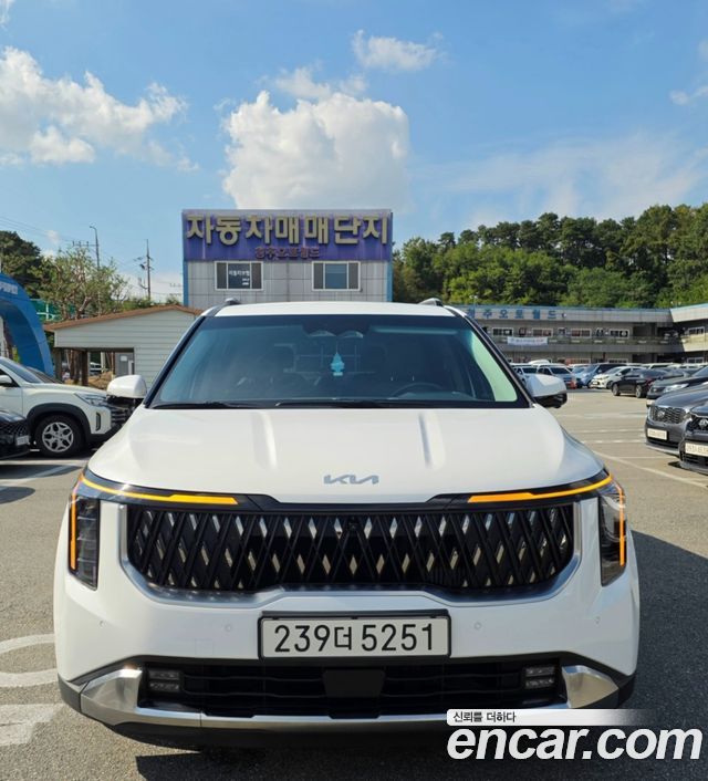 Kia Canival 2024 — photo 3