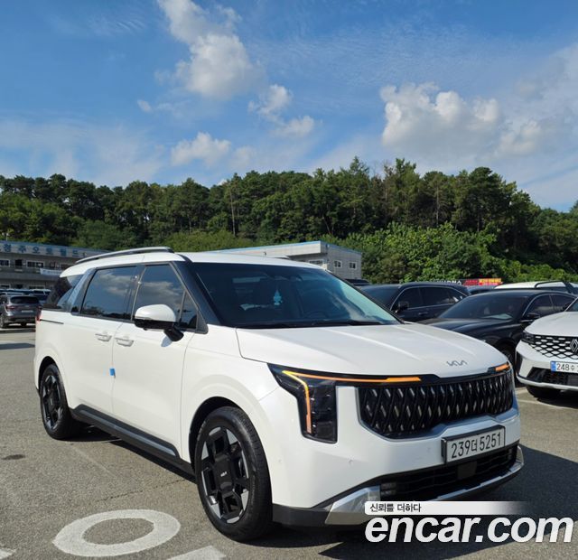 Kia Canival 2024 — photo 5