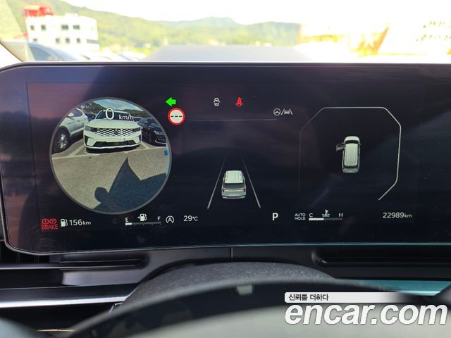 Kia Canival 2024 — photo 8