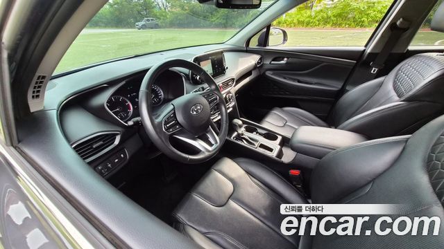 Hyundai Santafe 2019 — photo 17