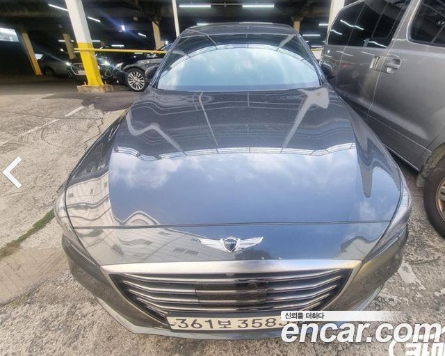 Genesis G80 2019 — photo 1