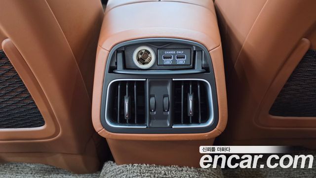 Maserati Levante 2020 — photo 18