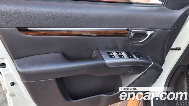 Hyundai Santafe 2011 — photo 17