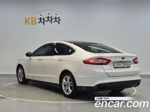 Ford Mondeo 2015 — photo 2