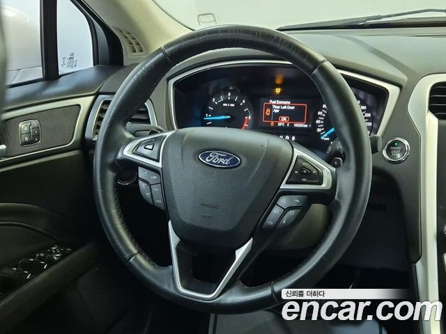 Ford Mondeo 2015 — photo 9