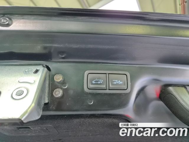 Hyundai Staria 2025 — photo 14