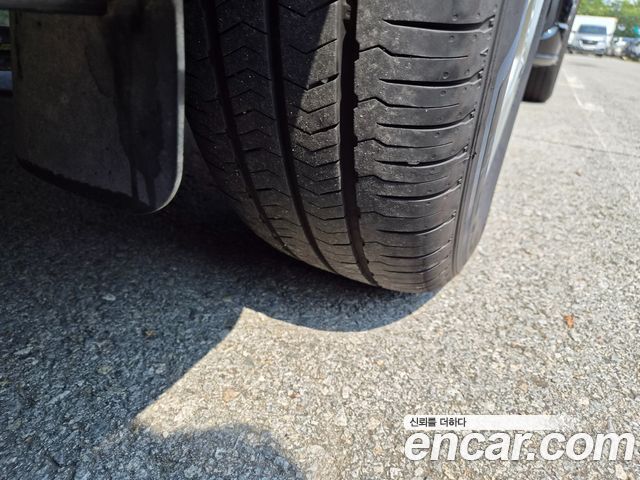 Hyundai Staria 2025 — photo 19