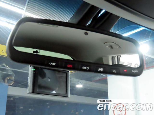 Kia Sorento 2018 — photo 16