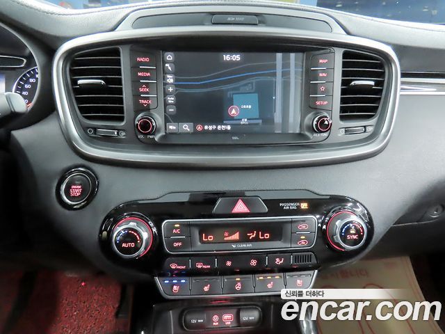 Kia Sorento 2018 — photo 17