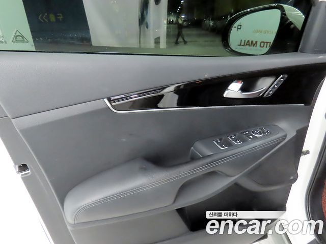 Kia Sorento 2018 — photo 20