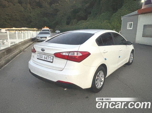 Kia K3 2015 — photo 5