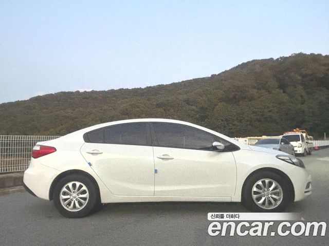 Kia K3 2015 — photo 6