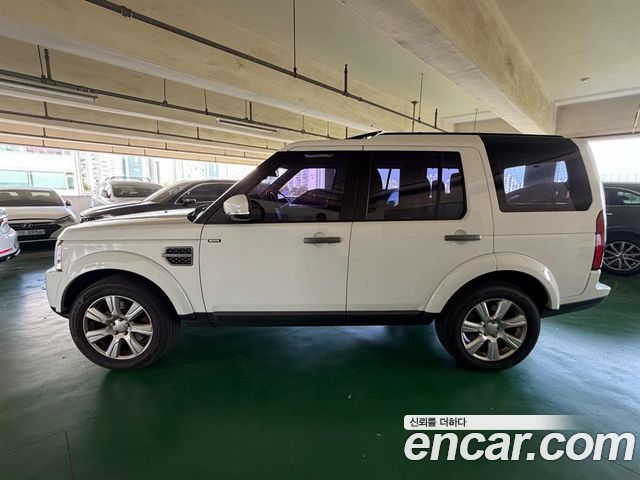 Land Rover Discovery 2016 — photo 3