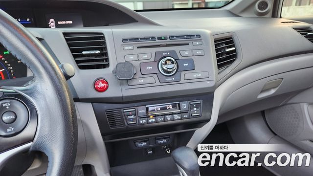 Honda Civic 2012 — photo 16