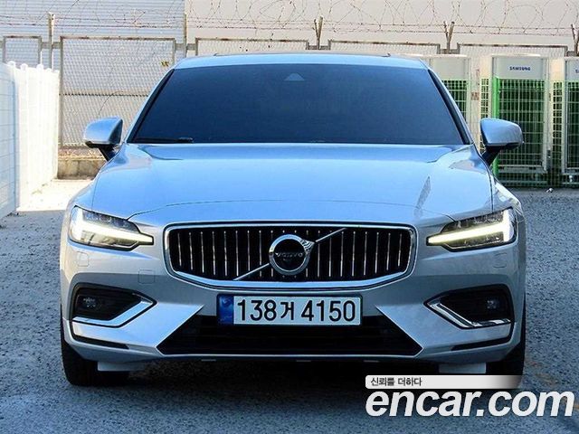 Volvo S60 2021 — photo 3