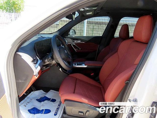 BMW iX1 2026 — photo 10