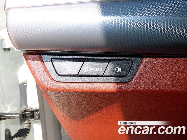 BMW iX1 2026 — photo 15
