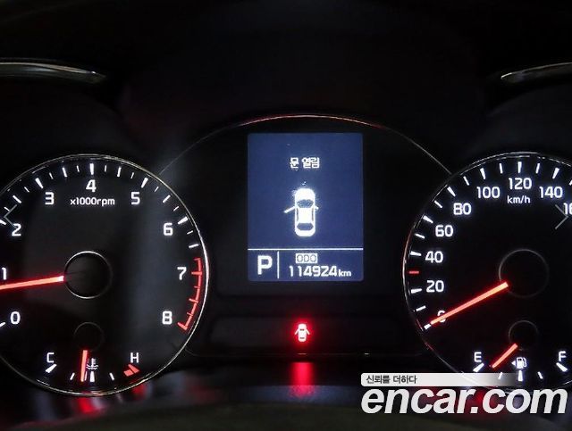 Kia K3 2013 — photo 9