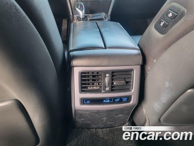 Hyundai Equus 2014 — photo 12