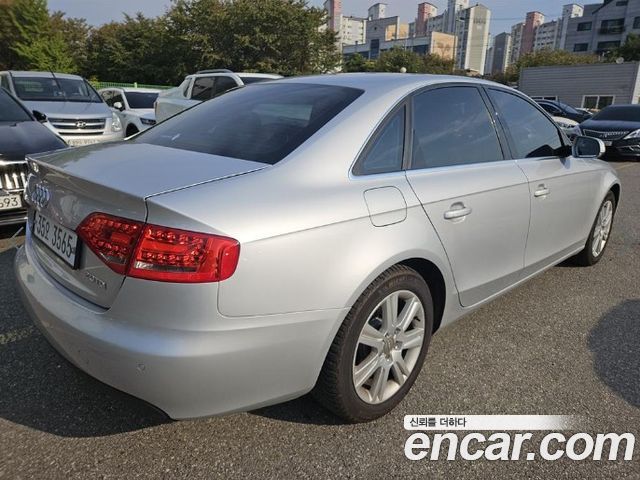 Audi A4 2012 — photo 4