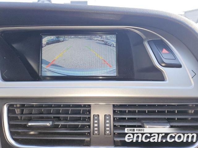 Audi A4 2012 — photo 9