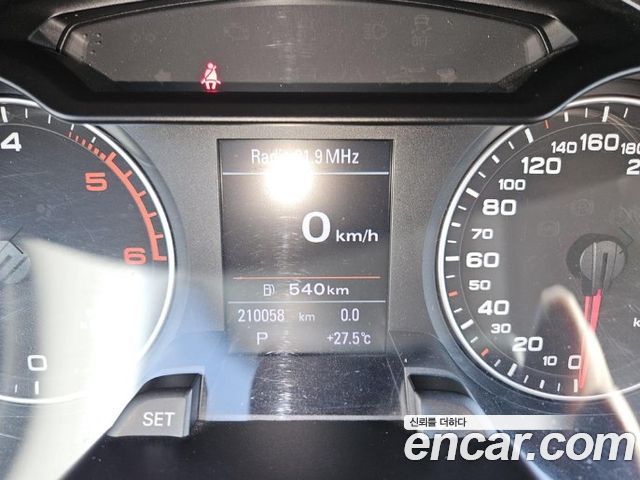 Audi A4 2012 — photo 11